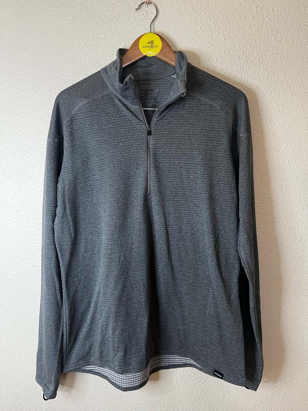 Patagonia gray Zip-Neck pullover sweater MENS LARGE